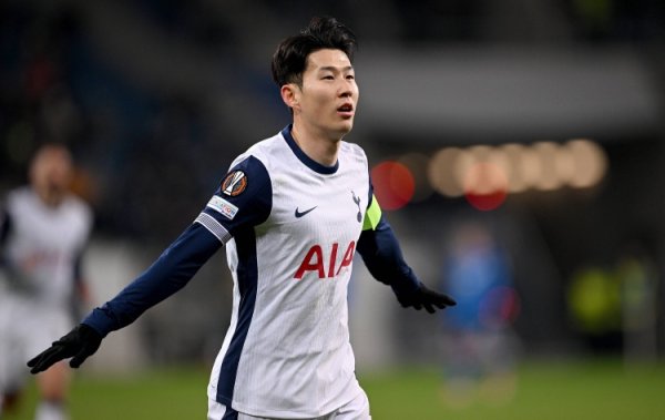 A weekly salary of 200,000 pounds! Reporter: Son Heung-min is considering leaving Tottenham this summer, but he is not expected to go to the UEFA