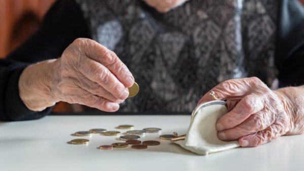 Save money and raise your old age, can you really use it in your old age? 